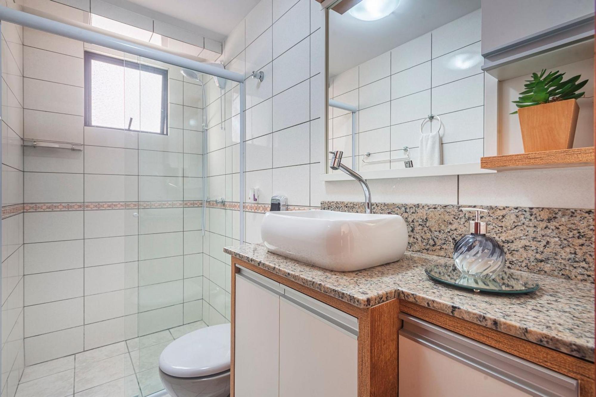 Apartamento Slns043 - Ape 2q+2wc Em Localizacao Privilegiada Balneario Camboriu
